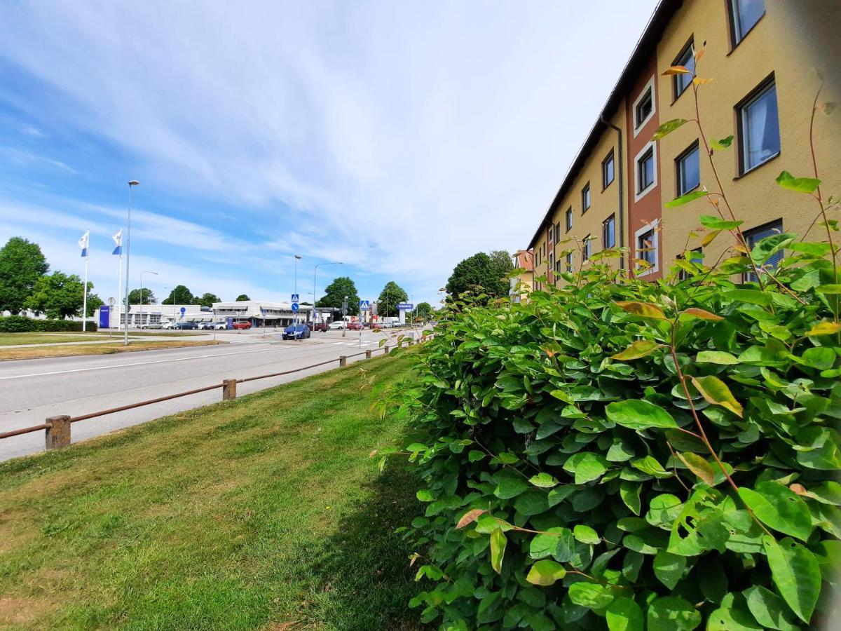 Broholm Bed&Breakfast Lidköping Esterno foto