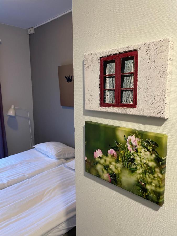 Broholm Bed&Breakfast Lidköping Esterno foto